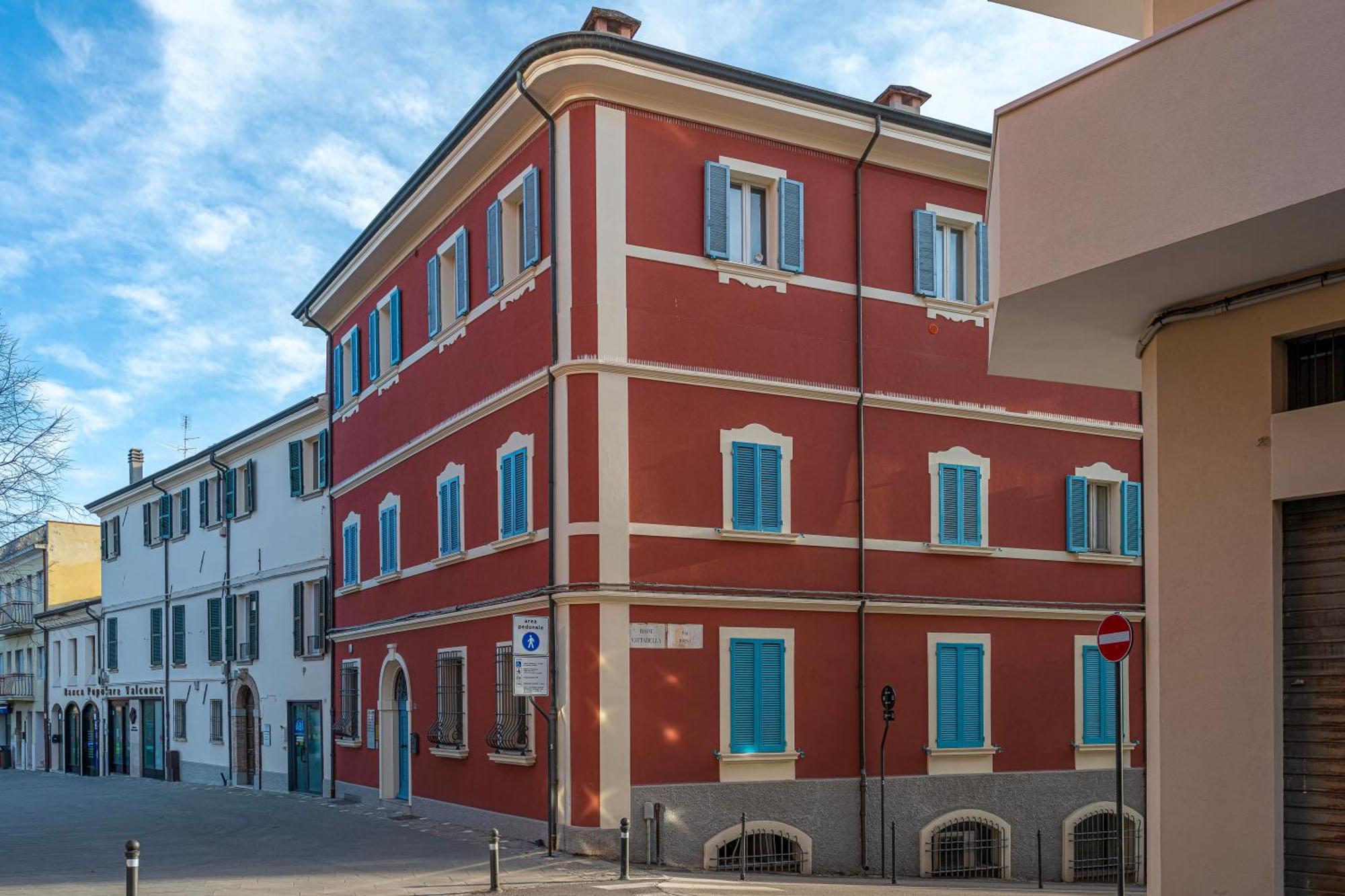 Lamalatestina Suite - Apartment In Front Of The Castle Rimini Eksteriør bilde